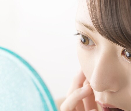 その肌荒れ…!ベッドに潜むダニが原因かも!? 正しい退治法について