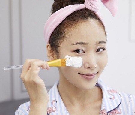 韓国のアイドルも実践! 美白肌になれる「ハニーミルクパック」とは