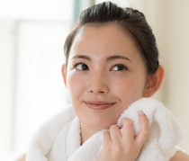 洗顔したのに「白い角栓」が出てくる原因と正しいお手入れ方法