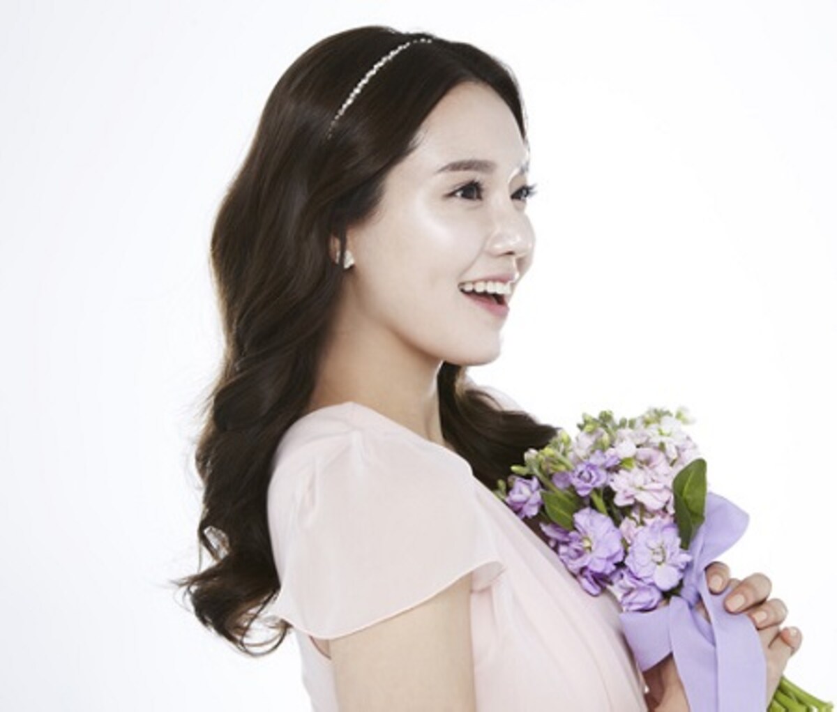 顎のたるみをなんとかしたい！簡単ケアでシュッとした顎に！