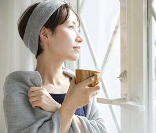 乾燥肌を改善する飲み物ってあるの？正しい飲み方もご紹介！