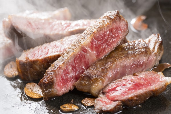 肉好き女子必見!効率よく栄養補給できるお肉の焼き方とは?