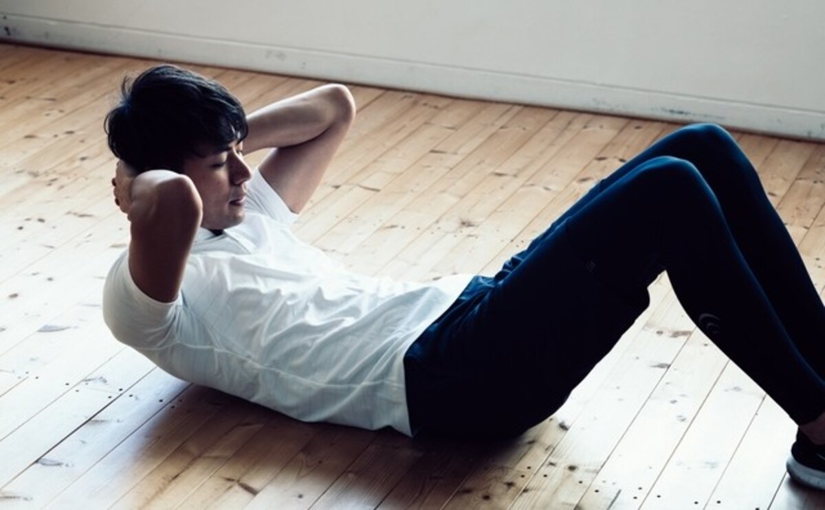 腹筋の効果的な筋トレ１０選＆ストレッチ４選