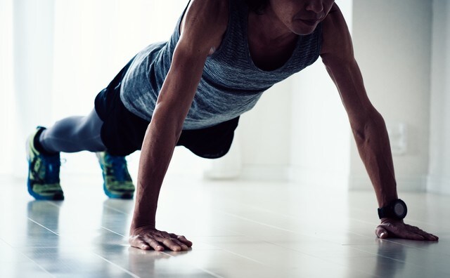 腕立て伏せで大胸筋を効果的に鍛える３つのコツ