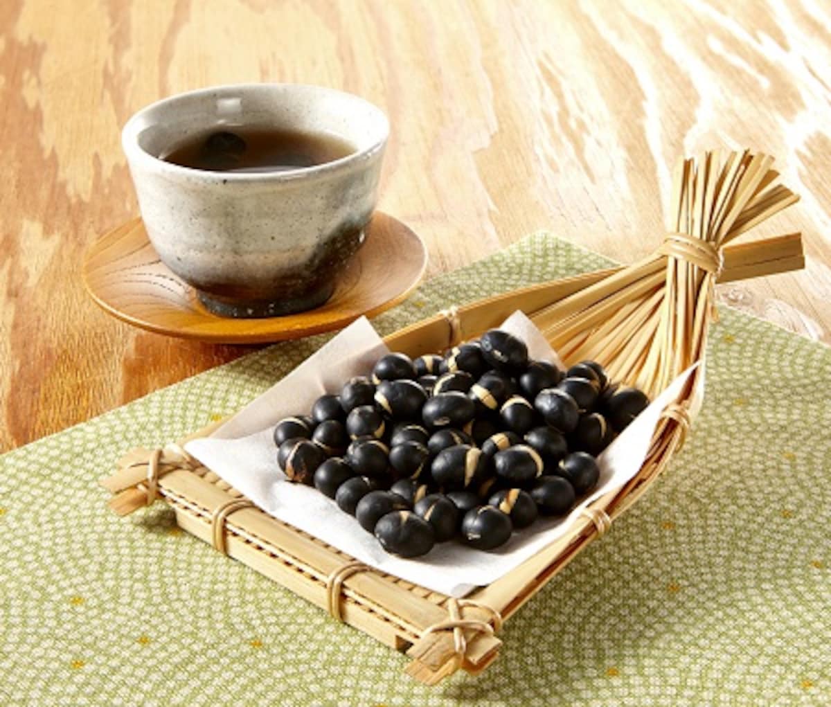 レッツ黒豆習慣！黒豆を食べると白髪が減るって本当ですか？