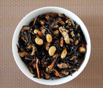 ひじきの美容効果がハンパない！腸内環境を整えてダイエット効果も！