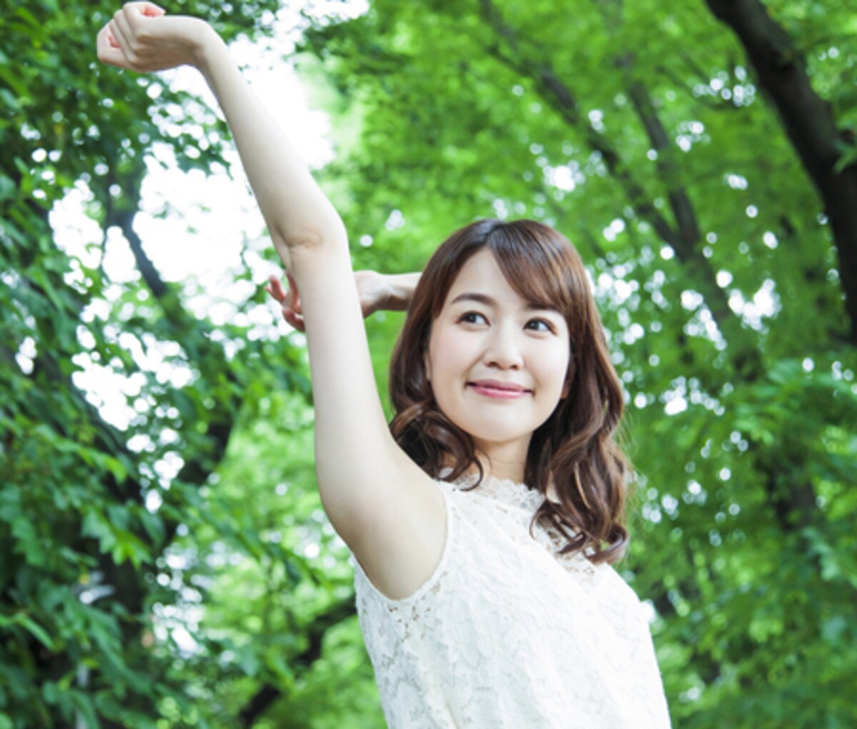 光脱毛のメリットやデメリット、サロン選びのポイントについて