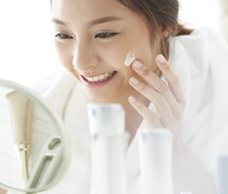 乳液の塗り方次第でよりもちもち肌に！シートマスクの活用もおすすめ