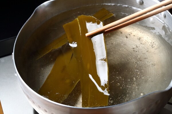 忙しくても簡単に作れる！「昆布酵母」で腸内環境を改善しよう！