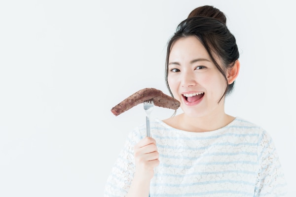 肉好き女子必見！効率よく栄養補給できるお肉の焼き方とは？