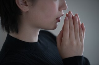 口臭はストレスが原因だった？　歯磨きをしても臭いが消えないワケ