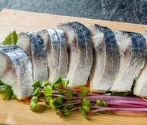 鯖よりも美容効果が高い!? しめ鯖の作り方・アレンジレシピについて