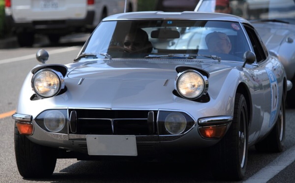 自動車史に残る名車たちが胸を熱くさせる