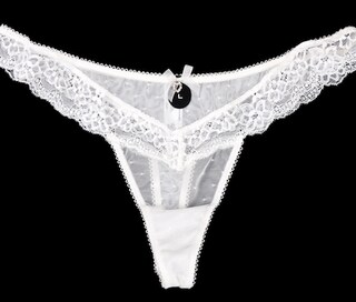 美尻を手に入れたいならTバック！むくみやセルライトも解消！