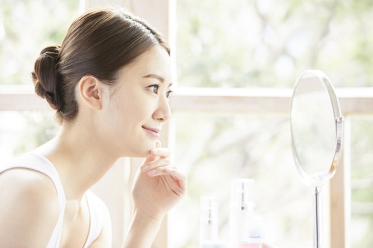 厄介な「ぽつぽつ白ニキビ」は早めにケア！毛穴詰まり対策も