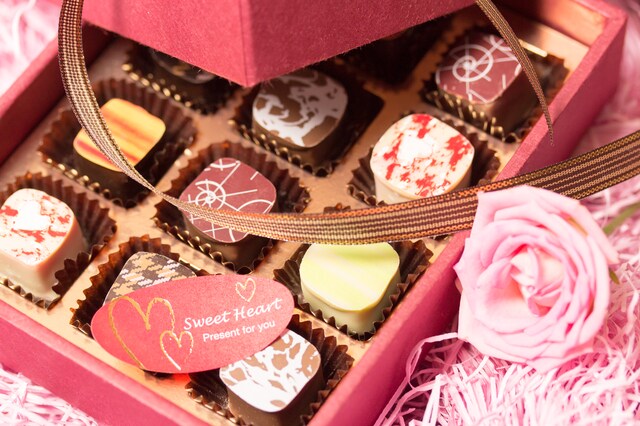 チョコを食べたら幸せになれる？　秘密はカカオの成分にあった！