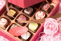 チョコを食べたら幸せになれる？　秘密はカカオの成分にあった！