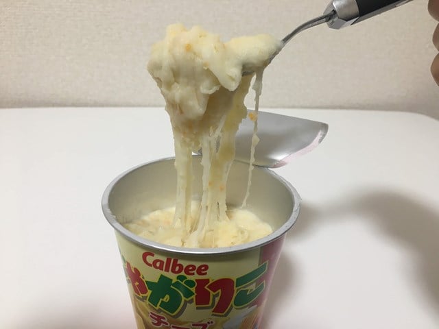 じゃがりこでフランス料理！　材料2つで激うま「じゃがアリゴ」作ってみた