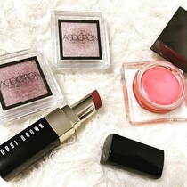 キーワードはレッドブラウン！　最旬カラーでモテメイク