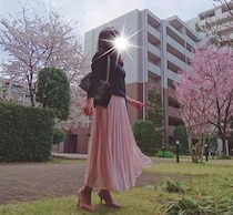 計算されたシルエットが人気の秘密！　ユニクロのシフォンプリーツスカート