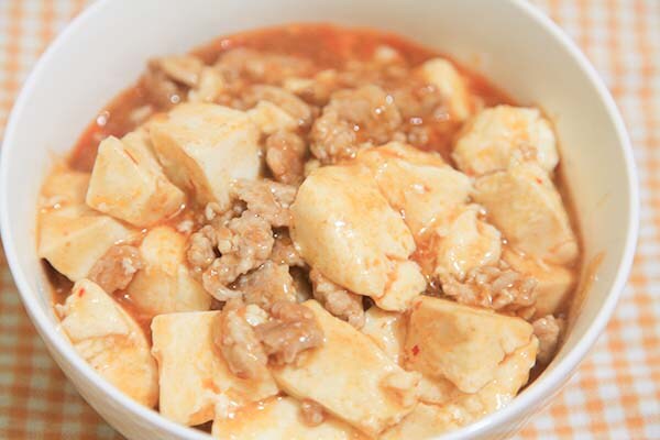 リピーター続出!?カルディの「レモン麻婆豆腐」が予想以上においしい!