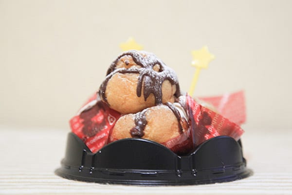 こんな食べ方あったんだ！ローソンの「プロフィットロール」がプチリッチ♪