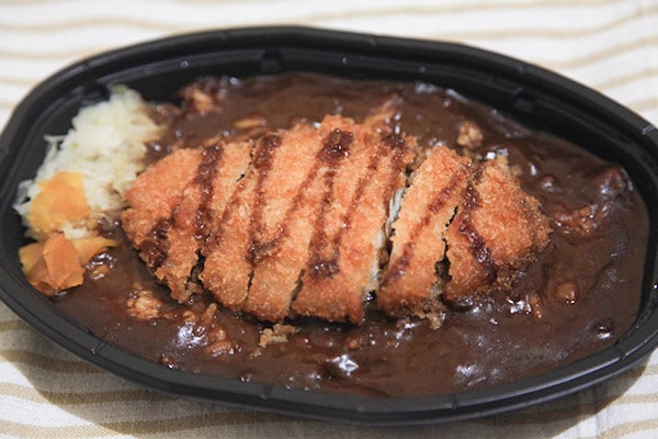 濃厚でコクあり!「金沢風カレー」はファミマでゲットできるよ~!