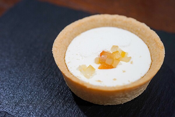 湿気も吹っ飛びそうなほど爽やか！ローソンの「クリームチーズのタルト」