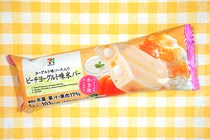 【数量限定】ウマイと話題のセブン「ピーチヨーグルト味氷バー」