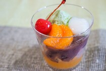 ローソンの「フルーツあんみつジュレ」は涼感たっぷりであんずが決め手！