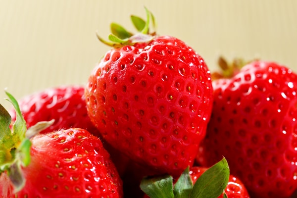 にっくき「いちご鼻」を改善したい!原因は?適切な対処法について