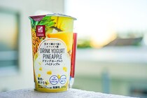 【果肉たっぷり】ローソン「ドリンクヨーグルト」にパイナップル登場！