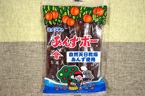 食べたこと、ある? ない? カルディで見つけた「あんずボー」が懐かしすぎる!