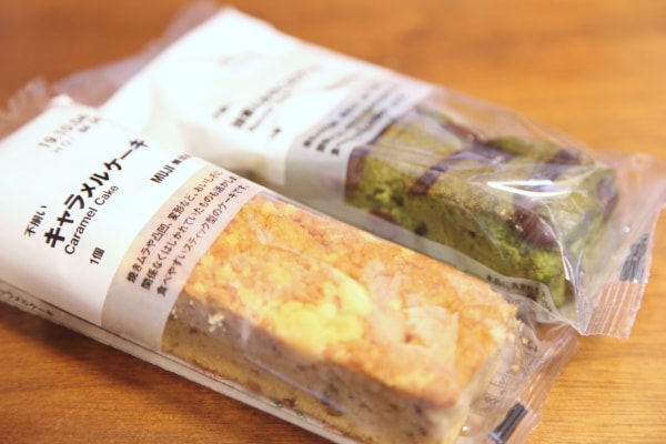 無印良品「不揃い」シリーズのスティックケーキが150円とは思えないクオリティなのです！