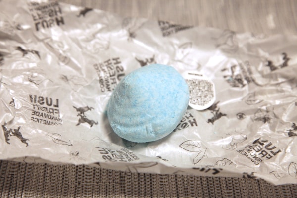 500円で買える！LUSHの「シャワーボム」でカラダも心もリフレッシュしちゃう？