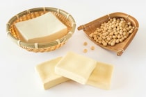 鉄・カルシウム足りていますか？高野豆腐でミネラルチャージ！