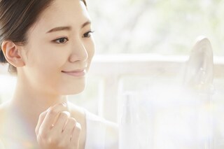 ささっと時短でメイク直し！〜テカリ肌によるメイク直し編〜