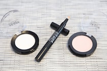 ベースメイクも100円でOK！ダイソーコスメを試してみた！