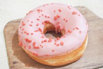 甘酸っぱくて美味！セブンの新作ドーナツ、もう食べた？