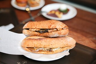 【スタバ】軽食にピッタリの「石窯フィローネ」って何？