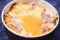 ありそうでなかった!? ○○の「カルボナーラ風グラタン」が超ウマイ！