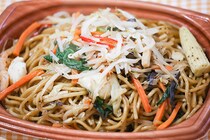セブンの焼そばは上海風！とにかく「麺」がウマイ！