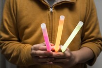 大炎上！AKBの「デートチケット」に非難殺到！