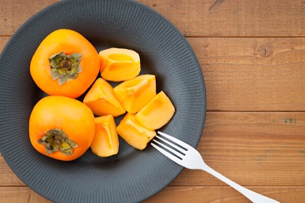 秋の味覚「柿」が二日酔いに効果的⁈ そのワケとは