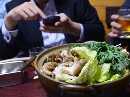 お酒の席は要注意!万が一のスマホ紛失への対策は?