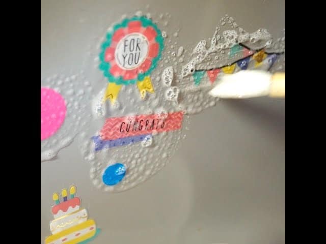 【動画】子どもが貼ってしまったシール、洗剤できれいに剥がせます！シール剥がしの裏ワザ！