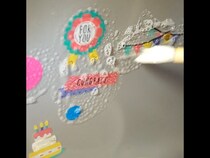 【動画】子どもが貼ってしまったシール、洗剤できれいに剥がせます！シール剥がしの裏ワザ！