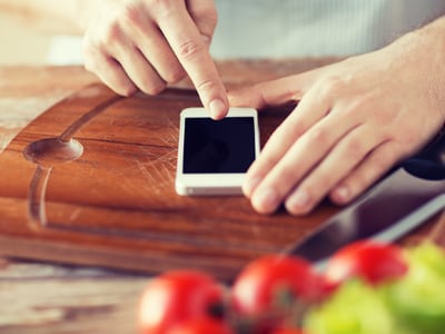 探偵に聞く！浮気発覚のスマホ行動10