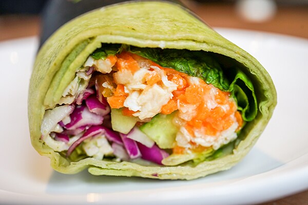 フラぺだけじゃない!スタバの新作フードは野菜たっぷりシャキうま系~!