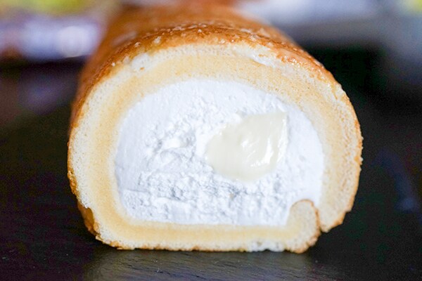 ローソンの新作ロールは1本568kcalだけど、ひとりで完食してしまうほどのウマさでした！